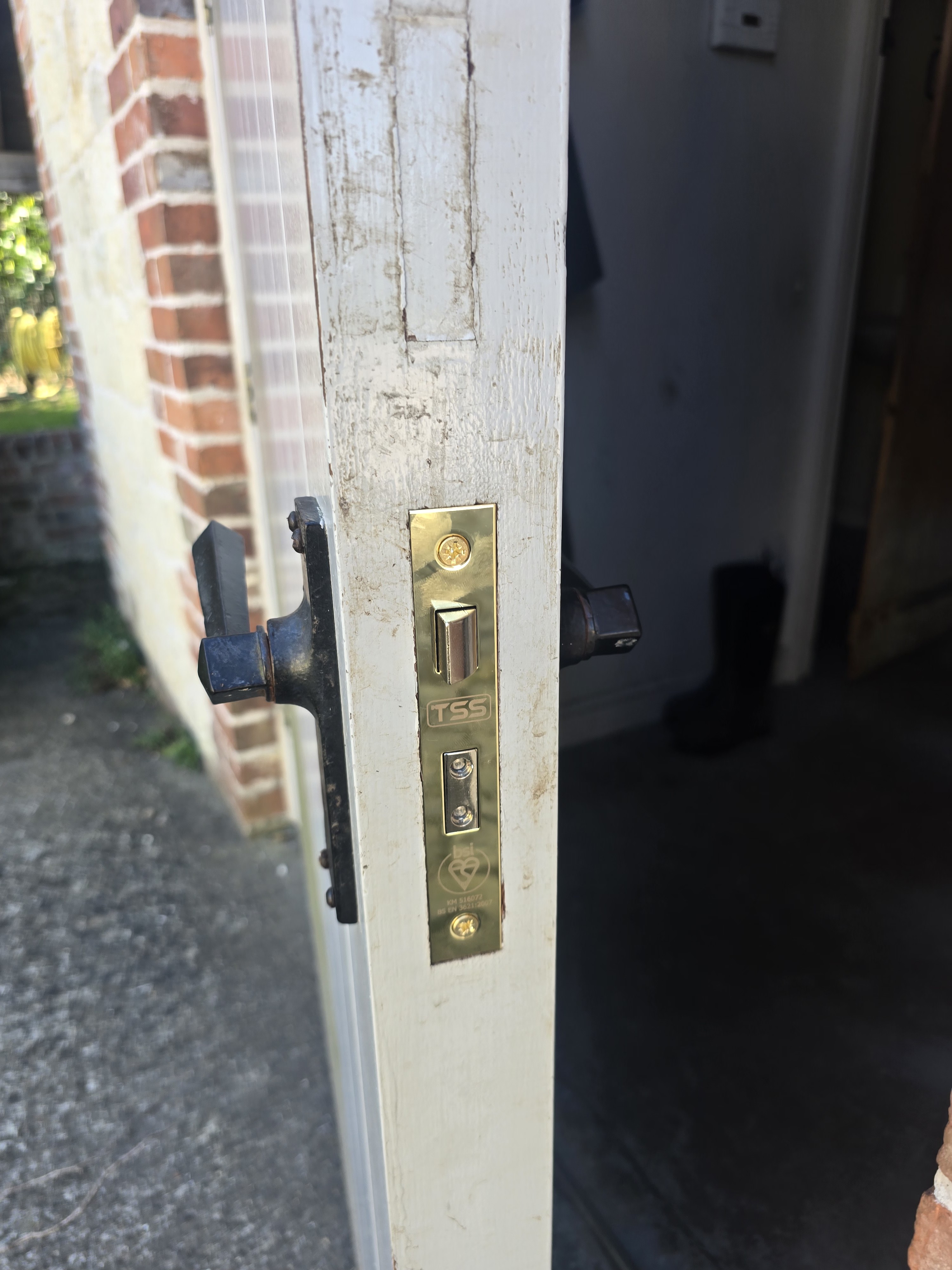 Whole-home BS3621 lock change on move-in day — Harrow HA1